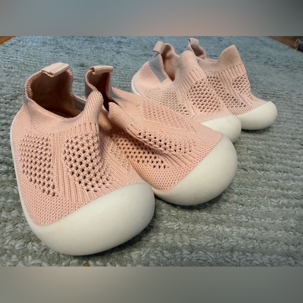 2 pairs of little kid Baby 4.5 shoes / Pink Slip-On Shoes